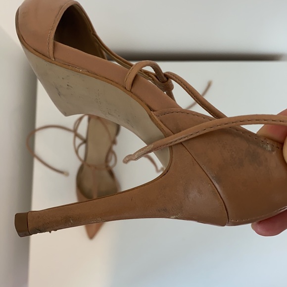 Lace up stiletto heels with warm tan color - Picture 3 of 3